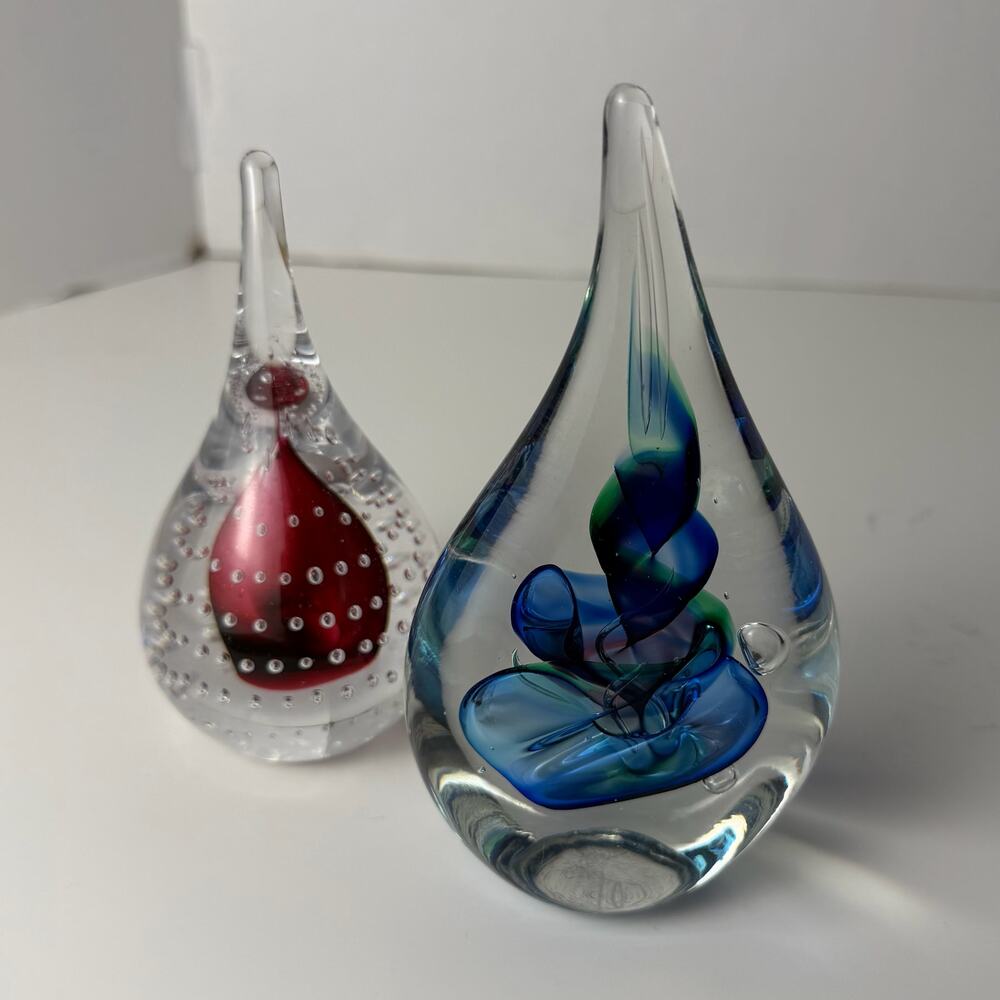 Adam Jablonski Art Glass Paperweights Teardrop Signed Poland Red Blue Dots Lot 2
